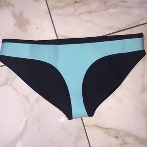 Triangl bikini bottom